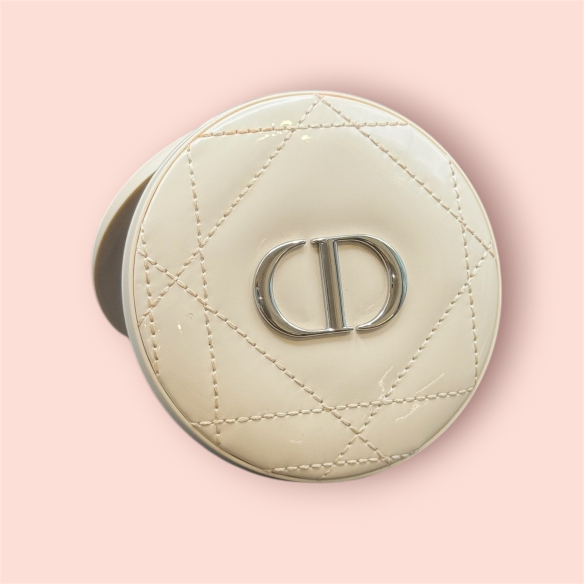 DIOR forever glow highlight